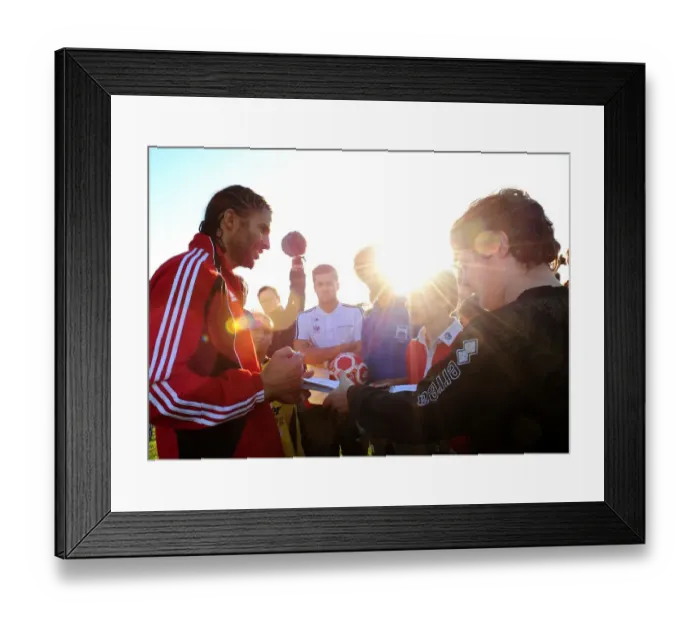 Framed Print : David James Visits Ashton Park School with Bristol City FC: A Memorable Day for Young Fans - Season 10-11