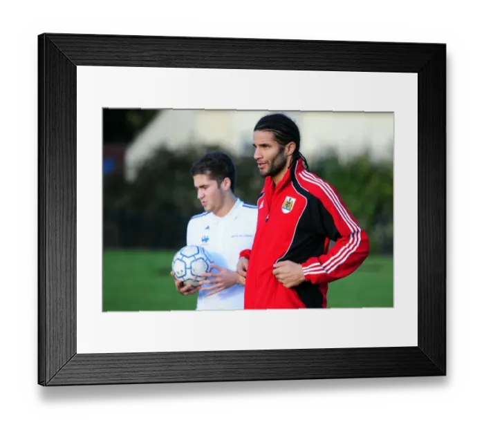 Framed Print : David James and Bristol City First Team Visit Ashton Park School - Season 10-11