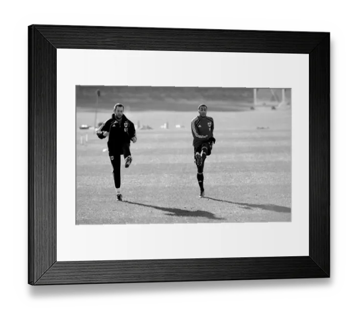 Framed Print : Bristol City First Team Training: January 2011 - Season 10-11 Framed Print : Bristol City First Team Training: January 2011 - Season 10-11
