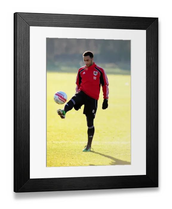 Framed Print : Bristol City First Team: Training Session, January 2011 (Season 10-11)