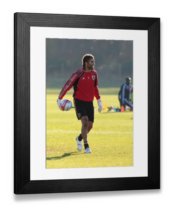 Framed Print : Bristol City First Team: Gearing Up for Season 10-11 - January 2011 Training Framed Print : Bristol City First Team: Gearing Up for Season 10-11 - January 2011 Training