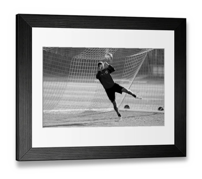 Framed Print : Bristol City First Team: Gearing Up for Season 10-11 - January Training