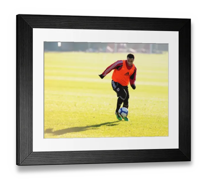 Framed Print : Bristol City First Team: January 2011 Training Session Framed Print : Bristol City First Team: January 2011 Training Session