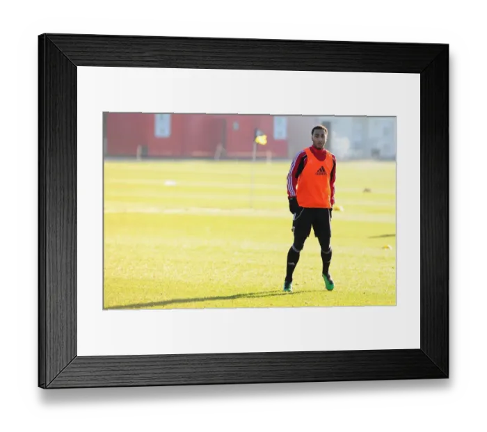 Framed Print : Bristol City First Team Training - January 2011 (Season 10-11) Framed Print : Bristol City First Team Training - January 2011 (Season 10-11)