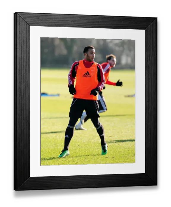 Framed Print : Bristol City First Team: Training Session - January 2011 (Season 10-11) Framed Print : Bristol City First Team: Training Session - January 2011 (Season 10-11)