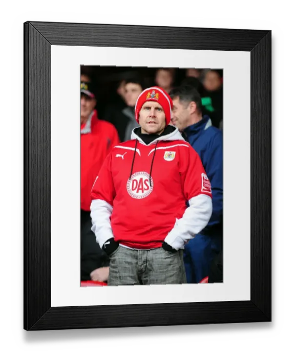 Framed Print : Football Showdown: Crystal Palace vs. Bristol City - Season 10-11