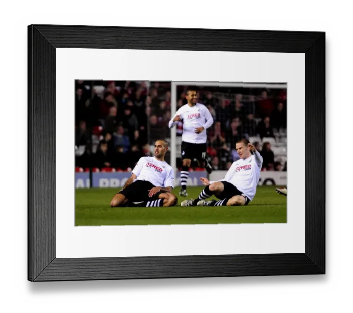 Framed Print : Pratley's Stunner: Swansea's Shock Win at Ashton Gate (Bristol City vs Swansea City, Football Championship)