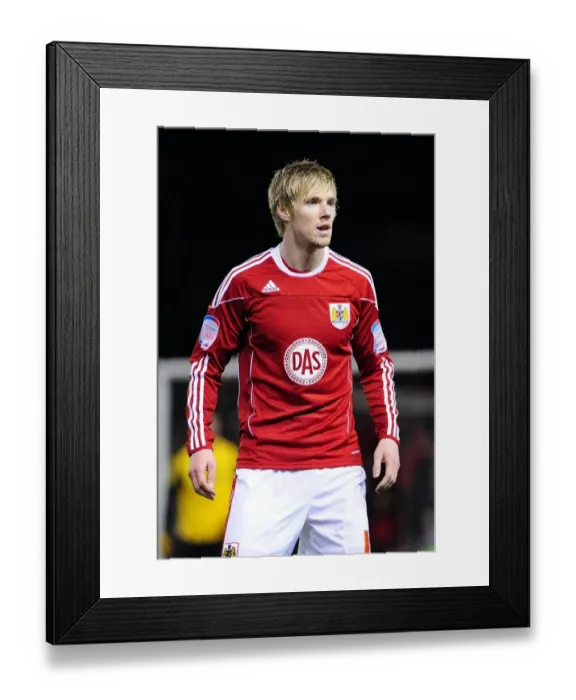 Framed Print : Bristol City vs Swansea City: Andy Keogh at Ashton Gate Stadium (Championship Football Match, 01 / 02 / 2011) Framed Print : Bristol City vs Swansea City: Andy Keogh at Ashton Gate Stadium (Championship Football Match, 01 / 02 / 2011)