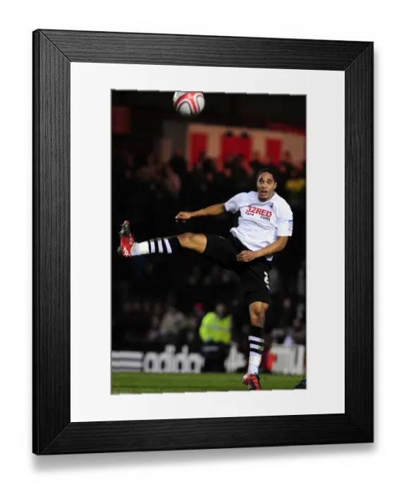 Framed Print : Ashley Williams at Ashton Gate: Bristol City vs Swansea City Championship Clash (01 / 02 / 2011) Framed Print : Ashley Williams at Ashton Gate: Bristol City vs Swansea City Championship Clash (01 / 02 / 2011)