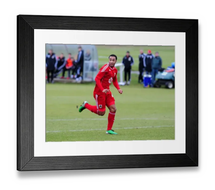 Framed Print : Resilient Nicky Maynard: Shining Moments in Bristol City's Clash against Southampton Reserves Framed Print : Resilient Nicky Maynard: Shining Moments in Bristol City's Clash against Southampton Reserves
