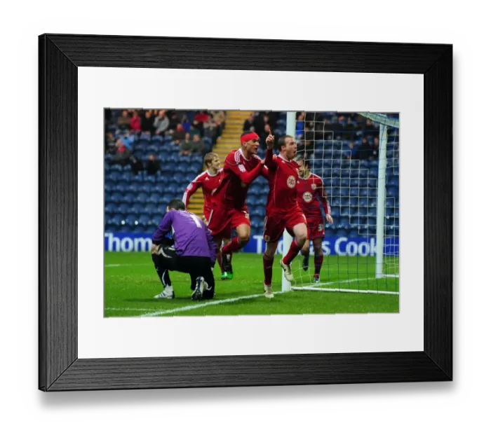 Framed Print : Bristol City Celebrate David Clarkson's Goal Against Preston North End (05 / 02 / 2011, Championship)
