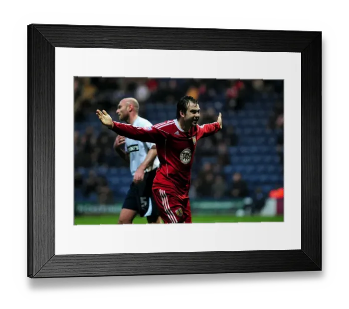 Framed Print : Brett Pitman's Thrilling Goal Celebration: Preston North End vs. Bristol City (Championship, 2011)
