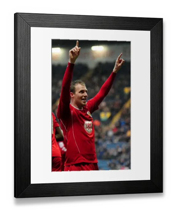 Framed Print : Preston North End v Bristol City 050211