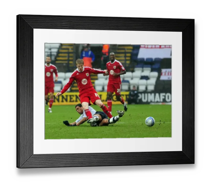 Framed Print : Championship Showdown: Preston North End vs. Bristol City - 5th February 2011 (Preston v Bristol City, Deepdale Stadium) Framed Print : Championship Showdown: Preston North End vs. Bristol City - 5th February 2011 (Preston v Bristol City, Deepdale Stadium)