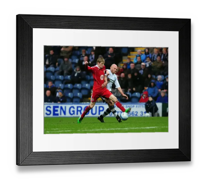 Framed Print : Battling for Supremacy: Preston North End vs. Bristol City, Championship Clash, 05 / 02 / 2011 Framed Print : Battling for Supremacy: Preston North End vs. Bristol City, Championship Clash, 05 / 02 / 2011