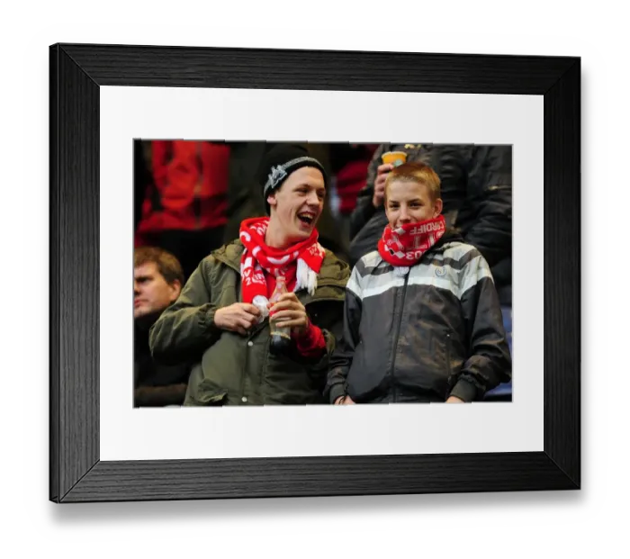 Framed Print : Championship Showdown: Bristol City Fans at Preston North End (05 / 02 / 2011) Framed Print : Championship Showdown: Bristol City Fans at Preston North End (05 / 02 / 2011)