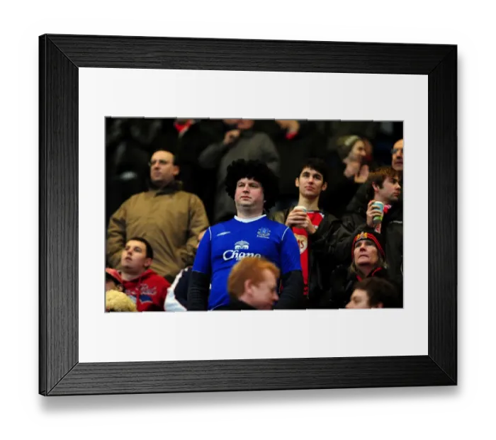 Framed Print : Passionate Bristol City Fans at Preston North End's Championship Showdown (05 / 02 / 2011) Framed Print : Passionate Bristol City Fans at Preston North End's Championship Showdown (05 / 02 / 2011)