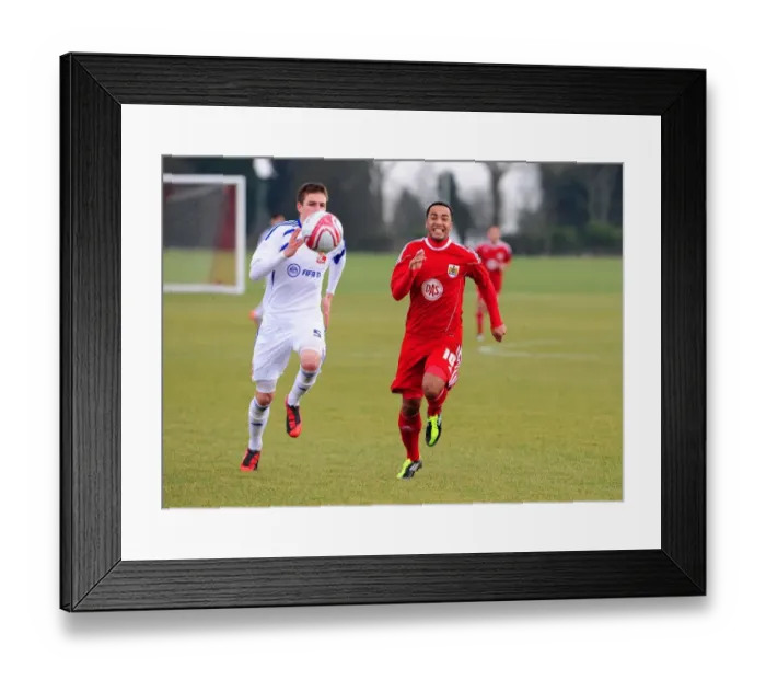 Framed Print : Nicky Maynard in Action: Bristol City Reserves vs Swindon Reserves