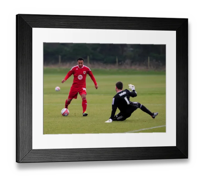 Framed Print : Nicky Maynard's Dramatic Last-Minute Goal Attempt Denied by Swindon Defender Framed Print : Nicky Maynard's Dramatic Last-Minute Goal Attempt Denied by Swindon Defender