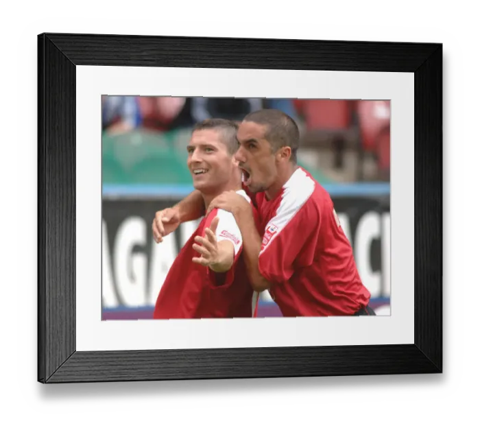 Framed Print : Phil Jevons Scott Murray Framed Print : Phil Jevons Scott Murray