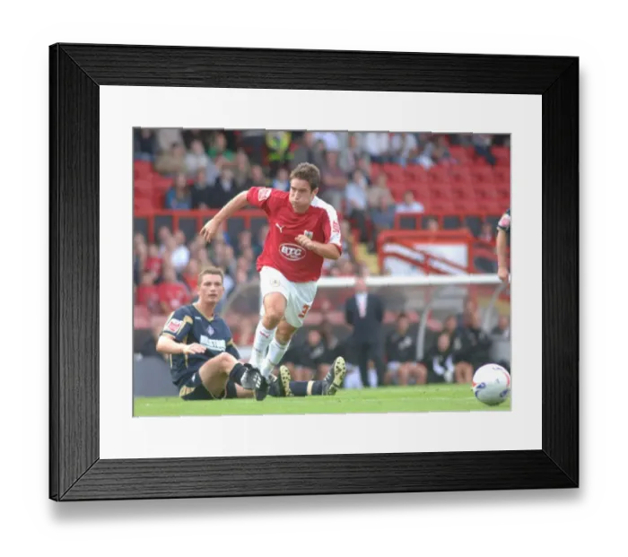 Framed Print : Lee Johnson Framed Print : Lee Johnson