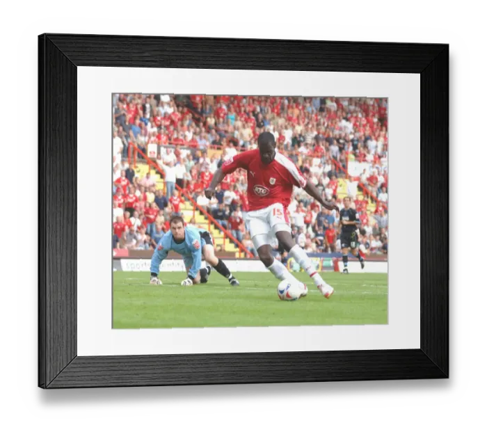 Framed Print : Enoch Showunmi: 2022-2023 Season Review - A Year in Review for the Prolific Striker of Bristol City FC