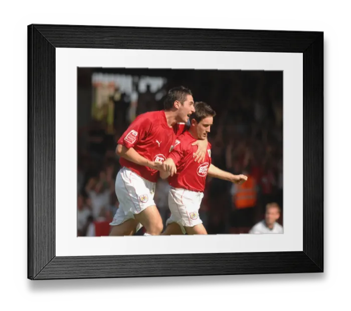 Framed Print : Bradley Orr Lee Johnson Framed Print : Bradley Orr Lee Johnson