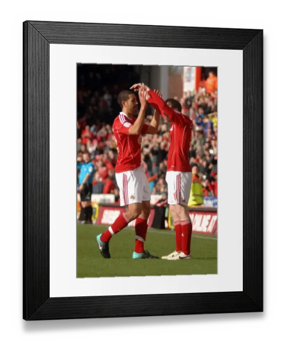 Framed Print : Bristol City vs Scunthorpe United: A Football Showdown - Season 10-11