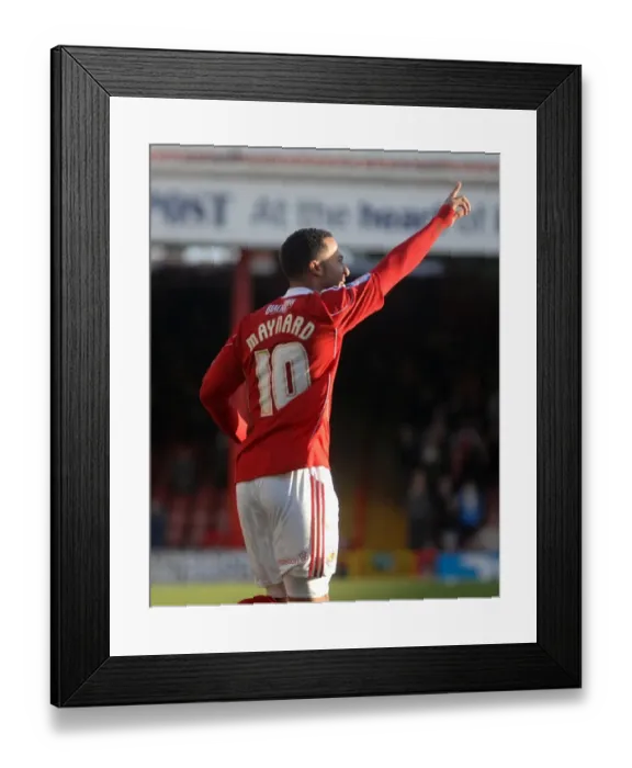 Framed Print : Bristol City vs Scunthorpe United: A Football Rivalry - Season 10-11 Framed Print : Bristol City vs Scunthorpe United: A Football Rivalry - Season 10-11
