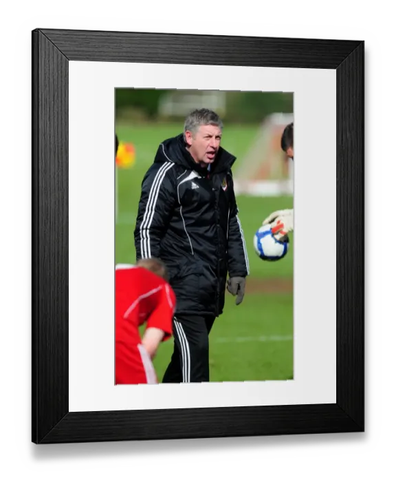 Framed Print : Bristol City U18 vs. Tottenham Hotspur U18: A Look at the Future Stars (Season 10-11) Framed Print : Bristol City U18 vs. Tottenham Hotspur U18: A Look at the Future Stars (Season 10-11)