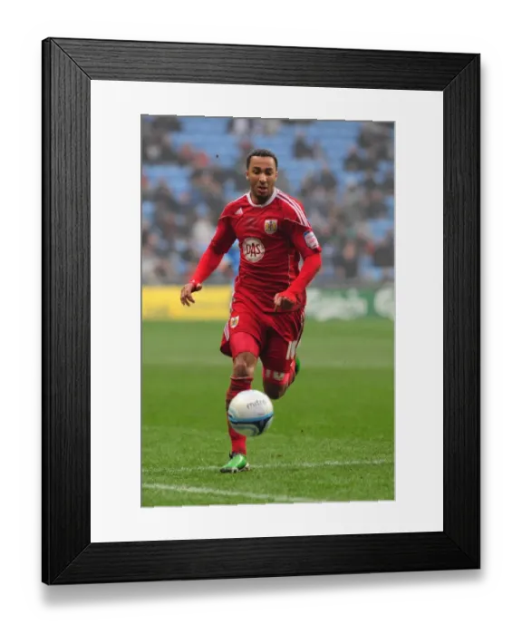 Framed Print : Nicky Maynard Strikes for Bristol City in Coventry Championship Clash, 05 / 03 / 2011 Framed Print : Nicky Maynard Strikes for Bristol City in Coventry Championship Clash, 05 / 03 / 2011