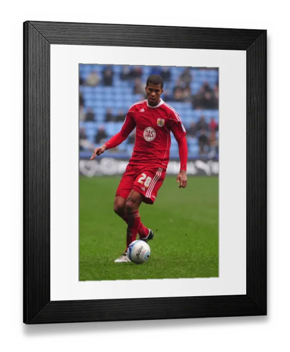 Framed Print : Jordan Spence of Bristol City in Action against Coventry City, Championship Match, 05 / 03 / 2011 Framed Print : Jordan Spence of Bristol City in Action against Coventry City, Championship Match, 05 / 03 / 2011