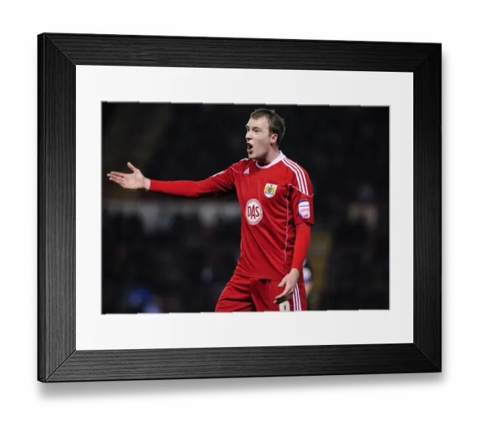 Framed Print : Bristol City vs Portsmouth: David Clarkson in Action at Ashton Gate Stadium (Championship Football Match, 08 / 03 / 2011)