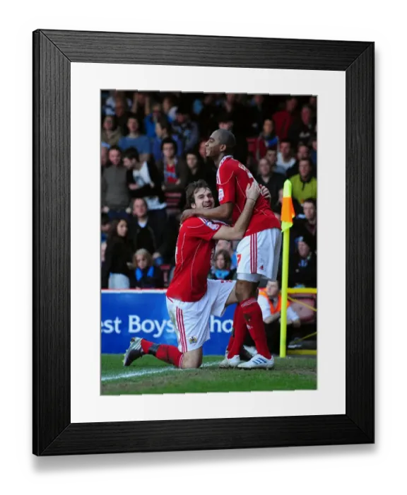 Framed Print : Brett Pitman Scores the Thrilling Opener: Championship Match - Bristol City vs Burnley (19 / 03 / 2011)