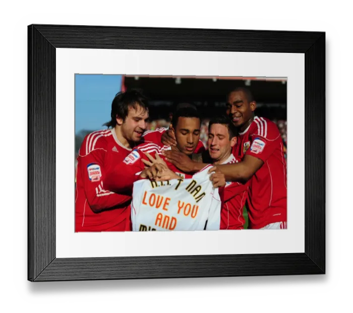 Framed Print : Bristol City's Nicky Maynard Doubles the Score: Thrilling Championship Clash vs. Burnley (19-03-2011) Framed Print : Bristol City's Nicky Maynard Doubles the Score: Thrilling Championship Clash vs. Burnley (19-03-2011)