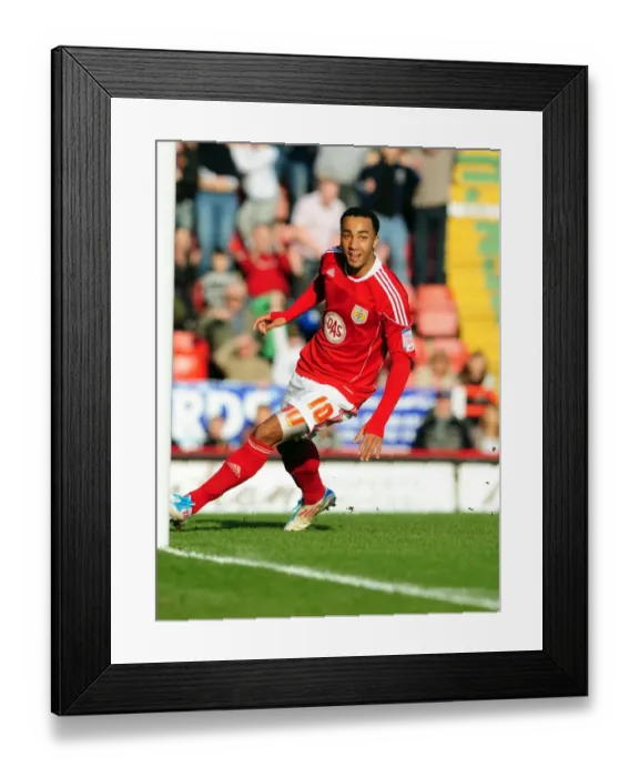 Framed Print : Bristol City's Nicky Maynard's Thrilling Goal Celebration: Championship Clash vs Burnley (2011) Framed Print : Bristol City's Nicky Maynard's Thrilling Goal Celebration: Championship Clash vs Burnley (2011)