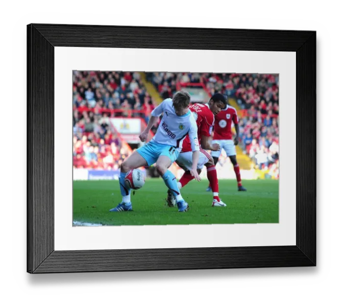 Framed Print : Championship Showdown: Bristol City vs Burnley - March 19, 2011 (Ashton Gate Stadium) Framed Print : Championship Showdown: Bristol City vs Burnley - March 19, 2011 (Ashton Gate Stadium)
