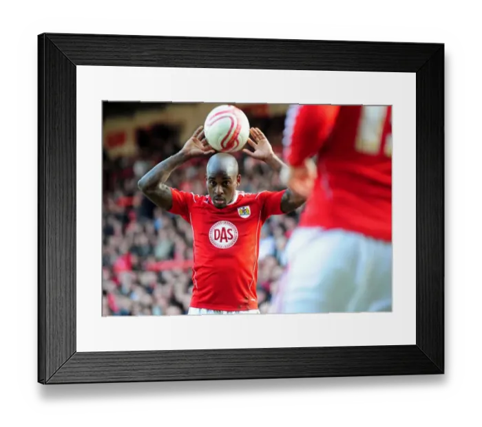 Framed Print : Championship Showdown: Bristol City vs Burnley at Ashton Gate Stadium - March 19, 2011 Framed Print : Championship Showdown: Bristol City vs Burnley at Ashton Gate Stadium - March 19, 2011