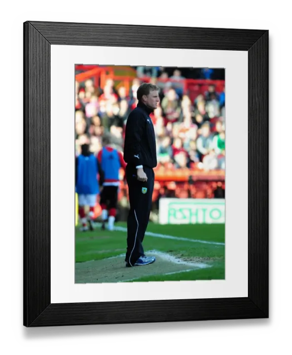 Framed Print : Eddie Howe at the Helm: Bristol City vs Burnley, Championship Clash at Ashton Gate Stadium (19-03-2011)