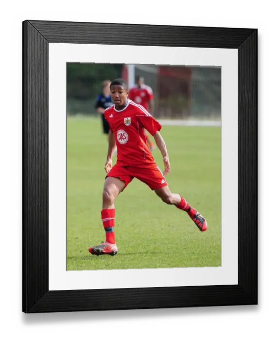 Framed Print : Clash of the Next Generations: Bristol City Academy vs Portsmouth Academy (Season 10-11) Framed Print : Clash of the Next Generations: Bristol City Academy vs Portsmouth Academy (Season 10-11)