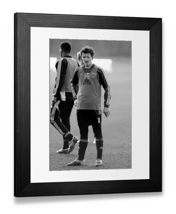Framed Print : Bristol City First Team: Training Sessions - Season 10-11 (Academy) Framed Print : Bristol City First Team: Training Sessions - Season 10-11 (Academy)