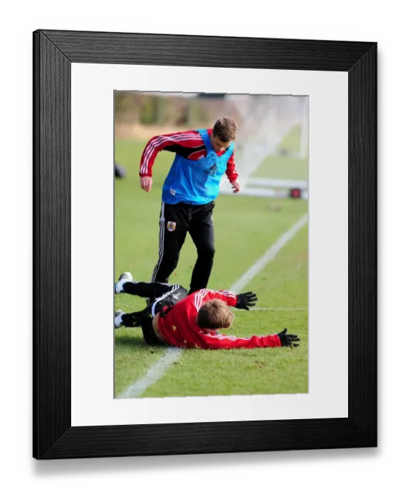 Framed Print : Bristol City FC: Nurturing Future Stars - Academy Training, Season 10-11 Framed Print : Bristol City FC: Nurturing Future Stars - Academy Training, Season 10-11