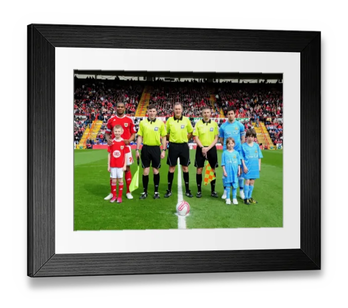 Framed Print : Championship Showdown: Bristol City vs Doncaster Rovers at Ashton Gate Stadium (02 / 04 / 2011) Framed Print : Championship Showdown: Bristol City vs Doncaster Rovers at Ashton Gate Stadium (02 / 04 / 2011)