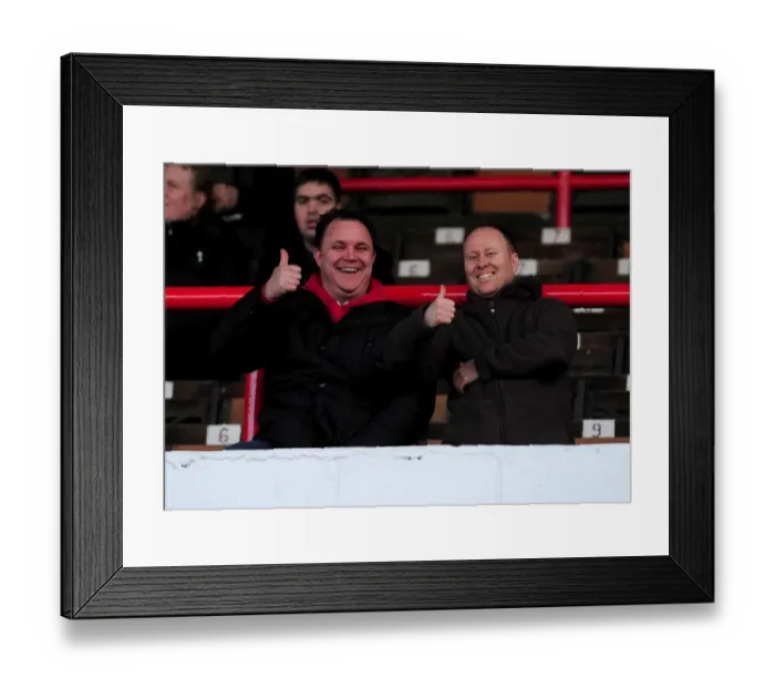 Framed Print : Bristol City vs Scunthorpe United: A Football Showdown - Season 10-11
