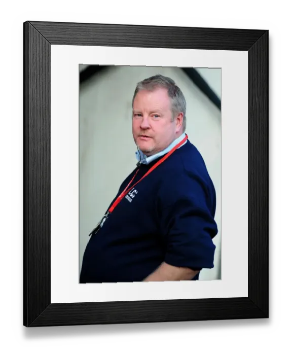 Framed Print : Bristol City vs Scunthorpe United: A Football Showdown - Season 10-11