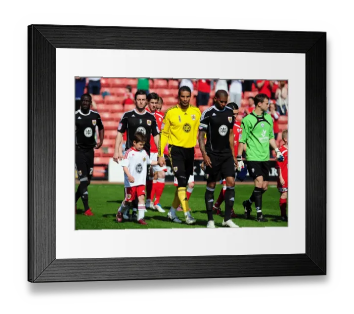 Framed Print : Championship Showdown: Barnsley vs. Bristol City at Oakwell Stadium - 09 / 04 / 2011 Framed Print : Championship Showdown: Barnsley vs. Bristol City at Oakwell Stadium - 09 / 04 / 2011