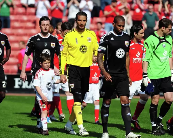 Championship Showdown: Barnsley vs. Bristol City at Oakwell Stadium - 09 / 04 / 2011
