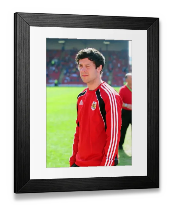 Framed Print : Championship Showdown: Barnsley vs. Bristol City at Oakwell Stadium - 09 / 04 / 2011