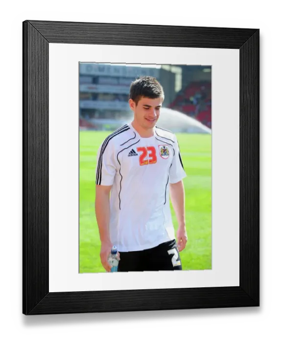 Framed Print : Championship Showdown: Barnsley vs. Bristol City - April 9, 2011 (Oakwell Stadium) Framed Print : Championship Showdown: Barnsley vs. Bristol City - April 9, 2011 (Oakwell Stadium)