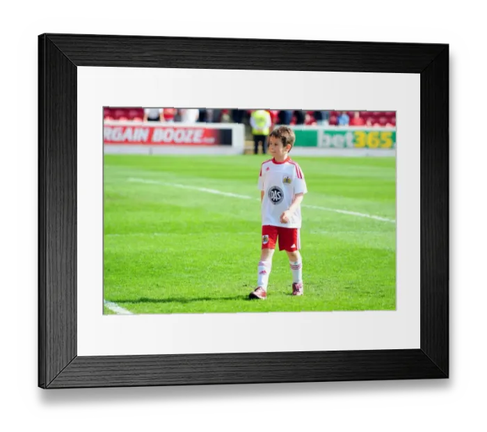 Framed Print : Championship Showdown: Barnsley vs. Bristol City at Oakwell Stadium - 09 / 04 / 2011